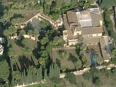 Villa for sale in Nueva Andalucía, Málaga, Spain