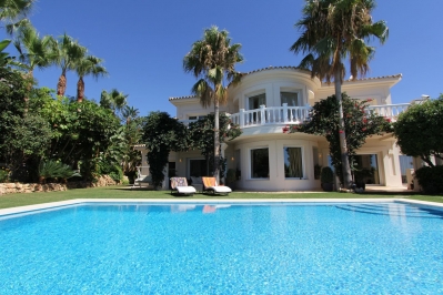 Se vende Villa en Altos de los Monteros, Málaga, España