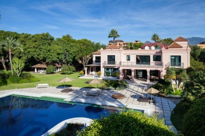 Se vende Villa en Estepona, Málaga, España