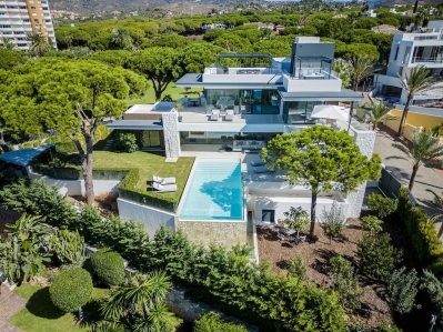 Villa for sale in Marbesa, Málaga, Spain